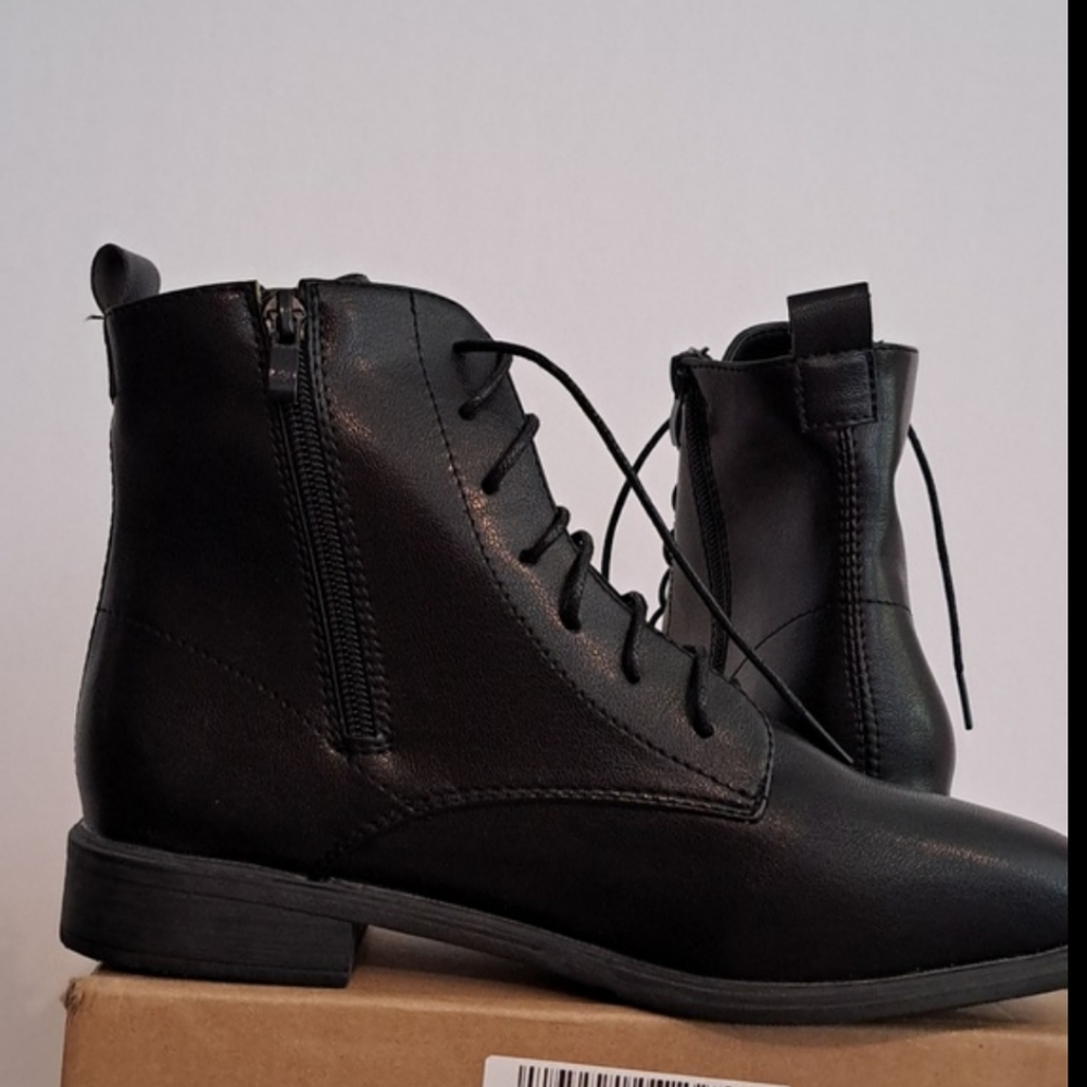 NEW Square-Toe Lace Up Ankle Boots w/ Side Zipper (Black) - Lattelier - Picture 7 of 7
